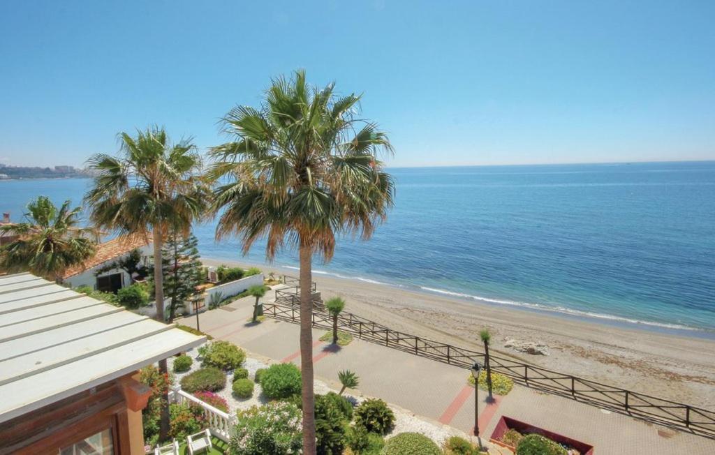 Penthouse On The Beachfront Estepona Buitenkant foto