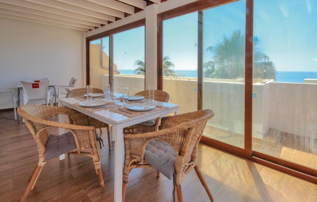 Penthouse On The Beachfront Estepona Buitenkant foto